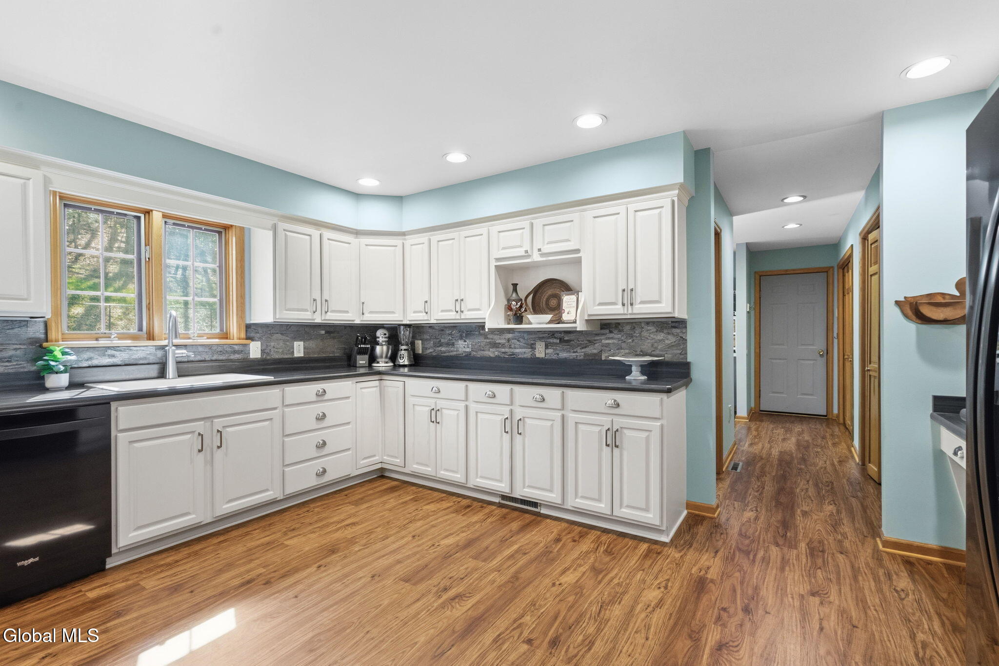 14 Autumn Lane West Sand Lake NY 12196