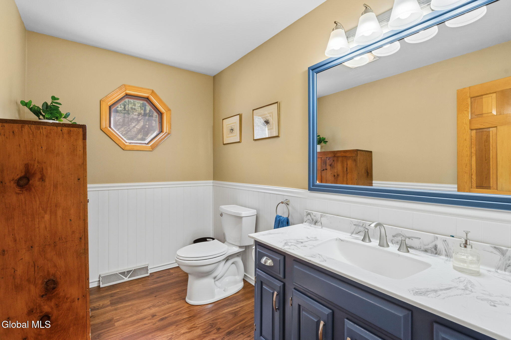 14 Autumn Lane West Sand Lake NY 12196
