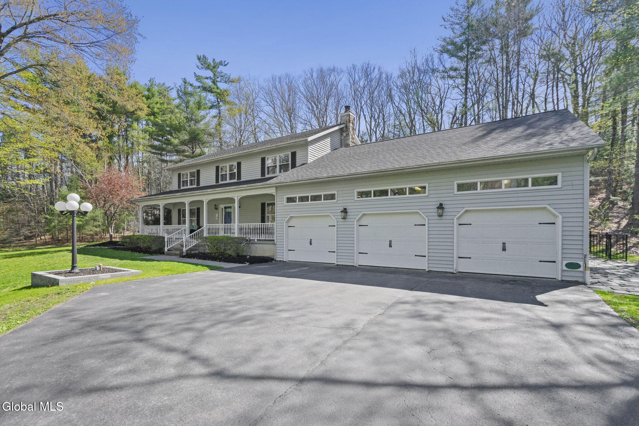 14 Autumn Lane West Sand Lake NY 12196