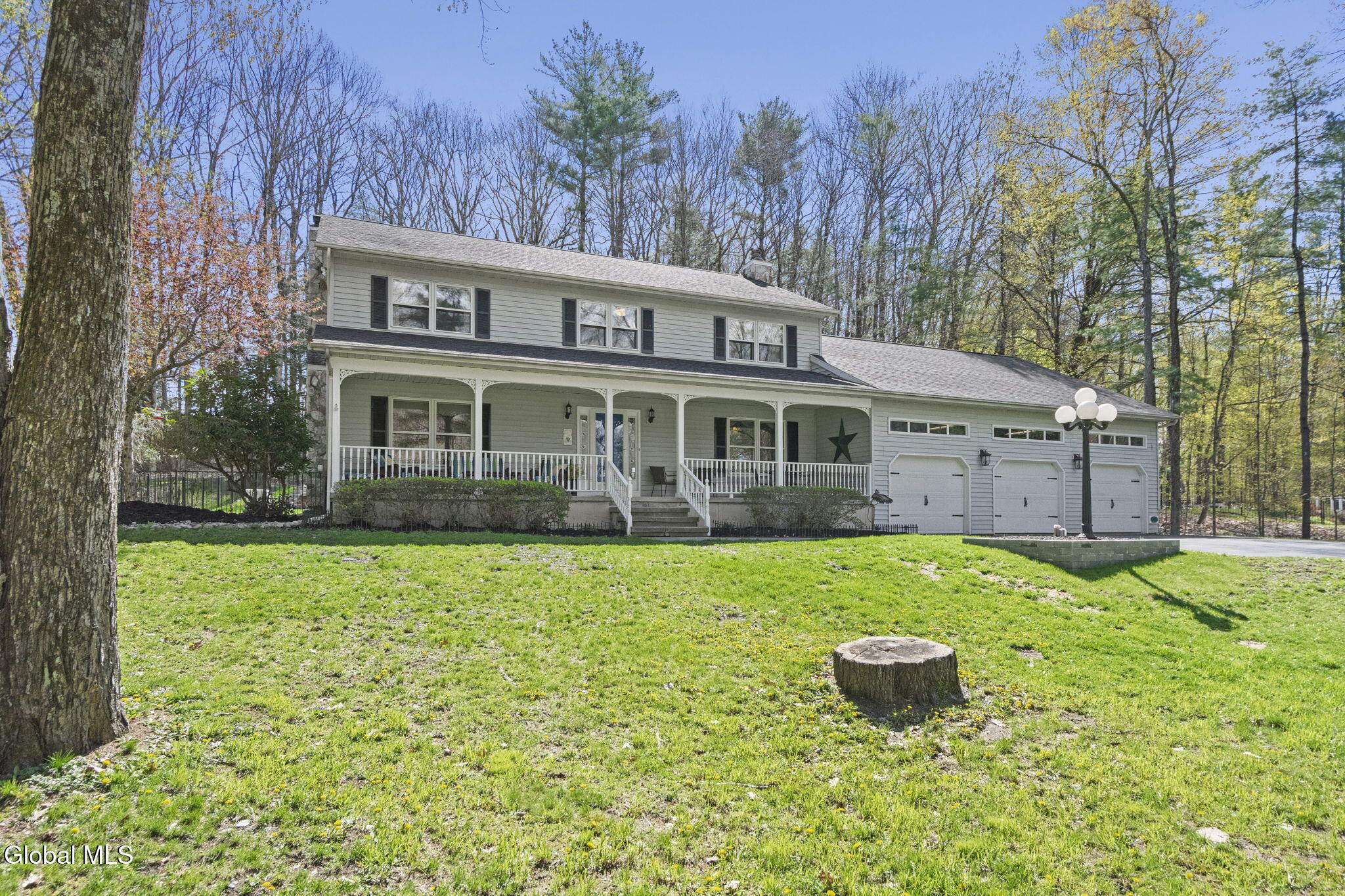 14 Autumn Lane West Sand Lake NY 12196