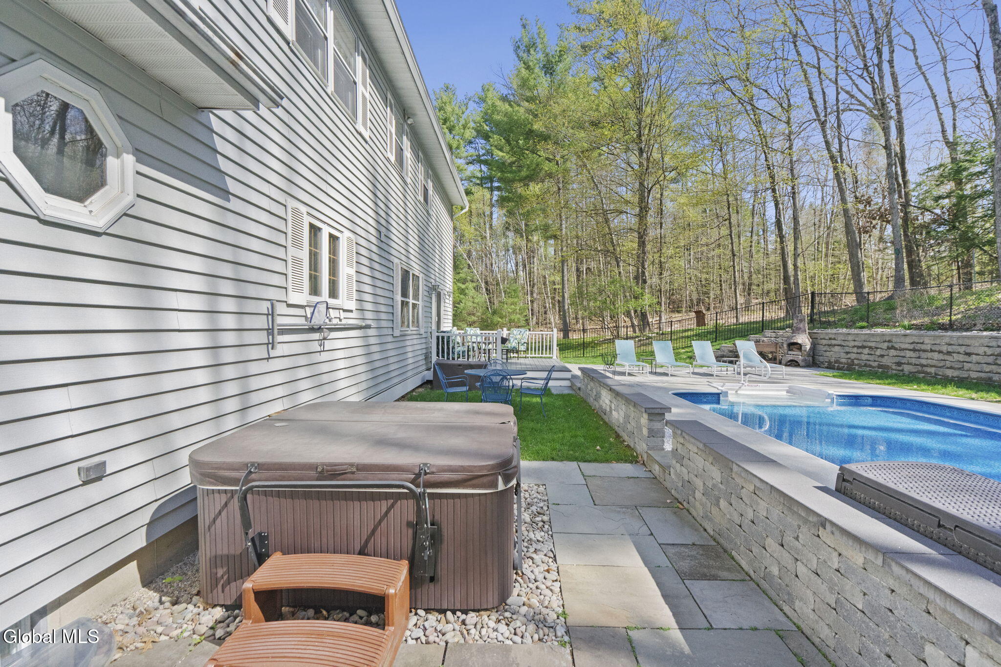14 Autumn Lane West Sand Lake NY 12196