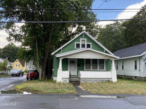 2103 Plum Street Niskayuna NY 12309