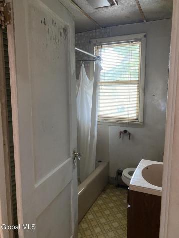 2103 Plum Street Niskayuna NY 12309