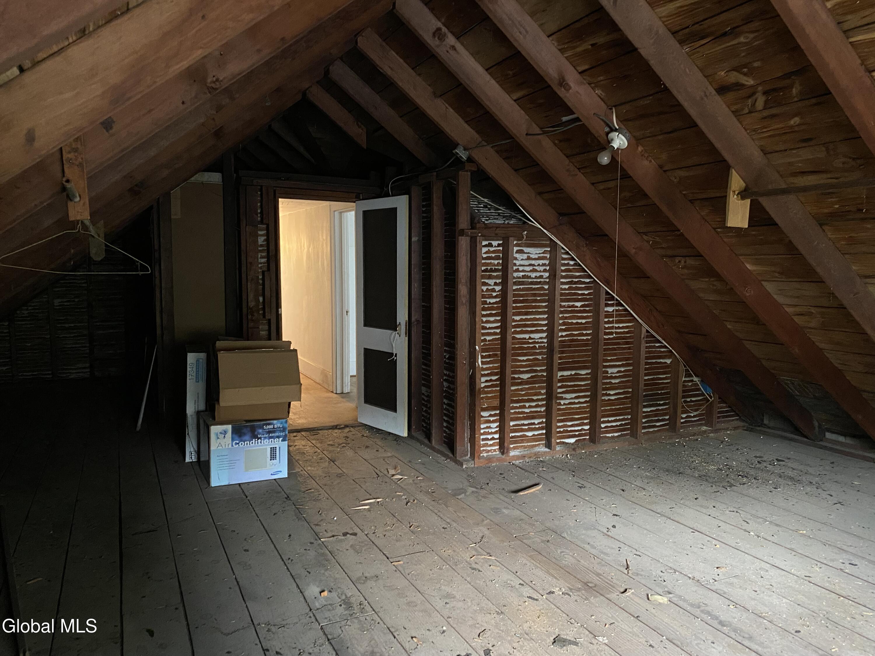 2103 Plum Street Niskayuna NY 12309