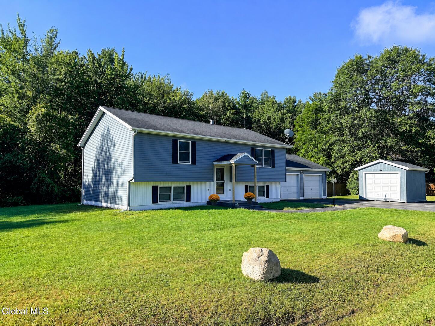 32 Cinnamon Ridge Keeseville NY 12944