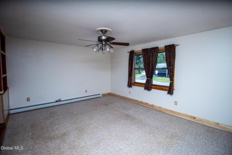 32 Cinnamon Ridge Keeseville NY 12944