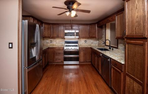 32 Cinnamon Ridge Keeseville NY 12944