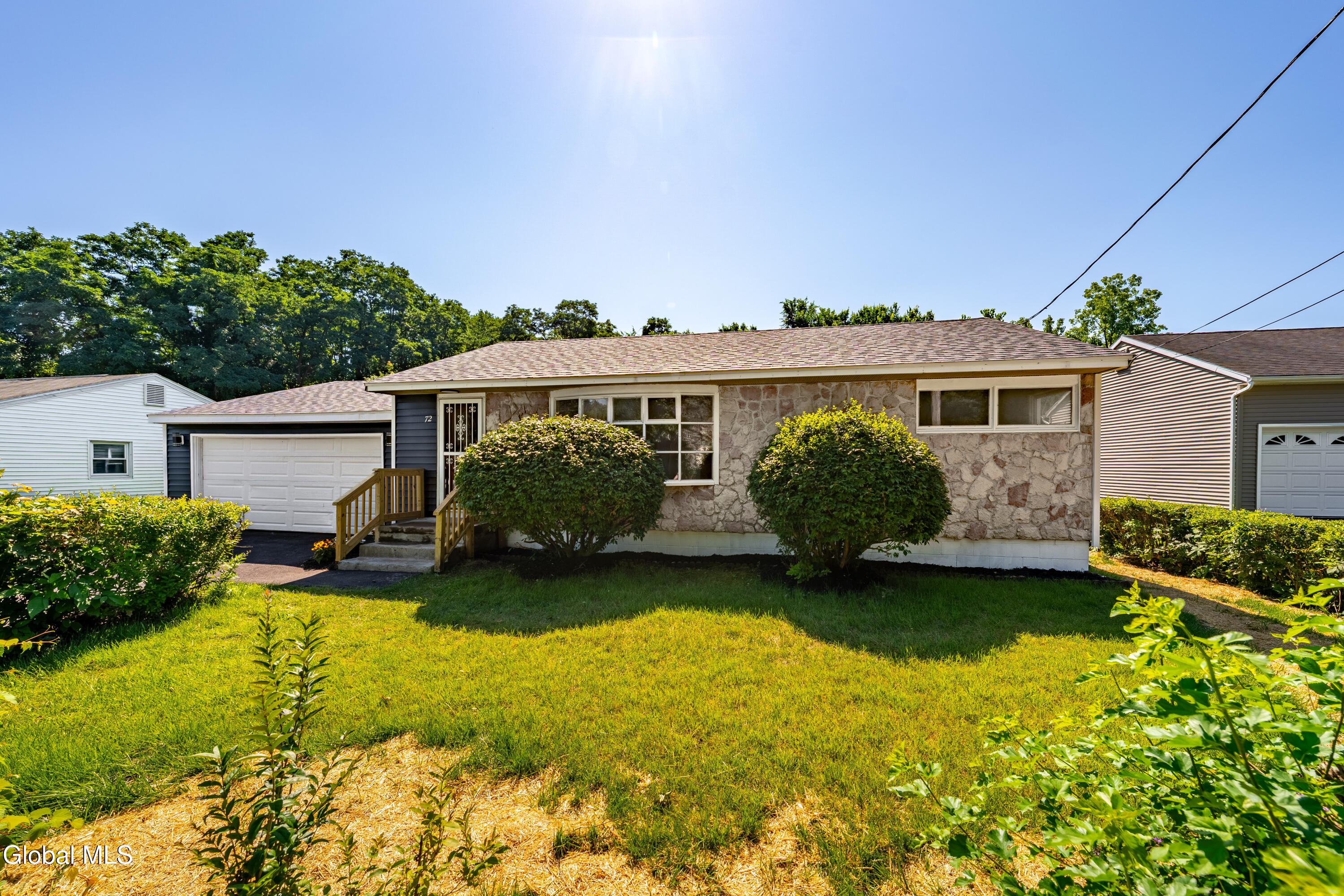 72 Cordell Road Schenectady NY 12304