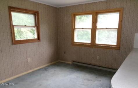 26 Rogers Lane Cambridge NY 12816