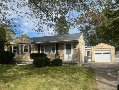 3 Marville Drive Loudonville NY 12211