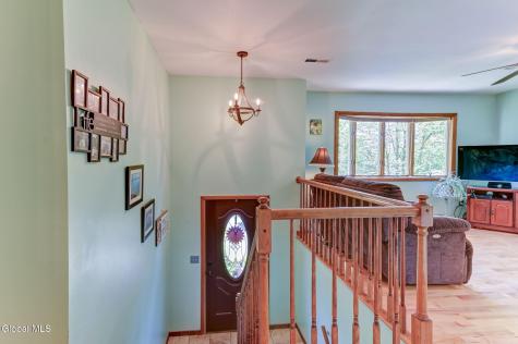 620 Michelle Way Schenectady NY 12304