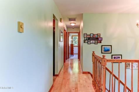 620 Michelle Way Schenectady NY 12304