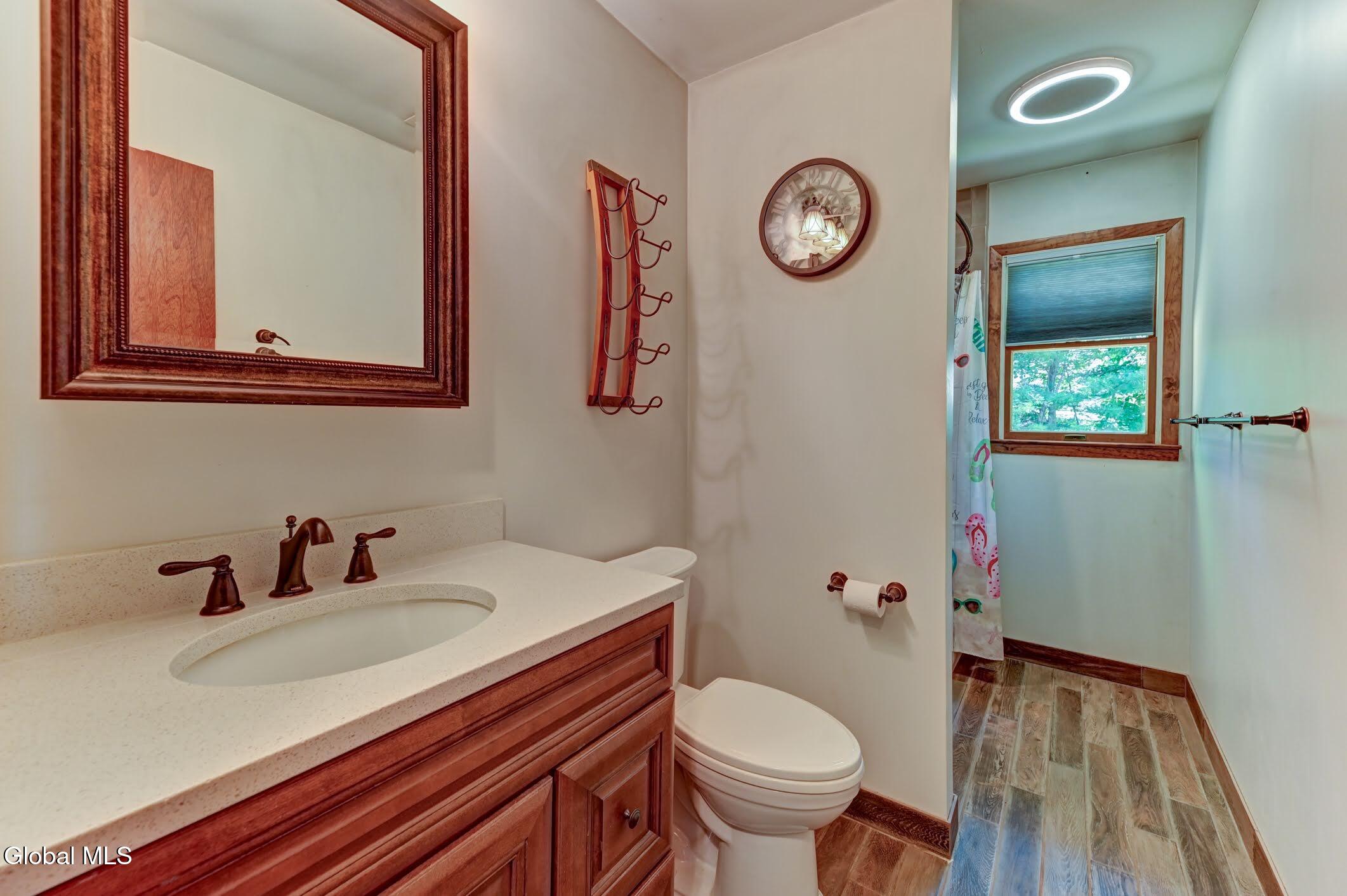620 Michelle Way Schenectady NY 12304