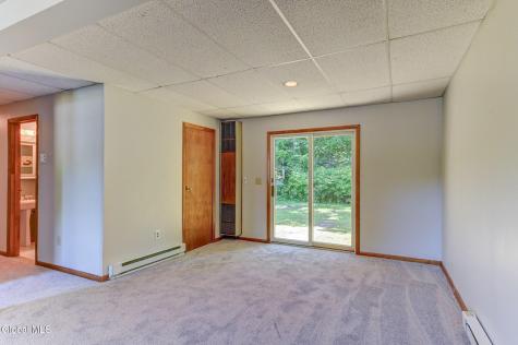 620 Michelle Way Schenectady NY 12304