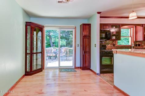 620 Michelle Way Schenectady NY 12304