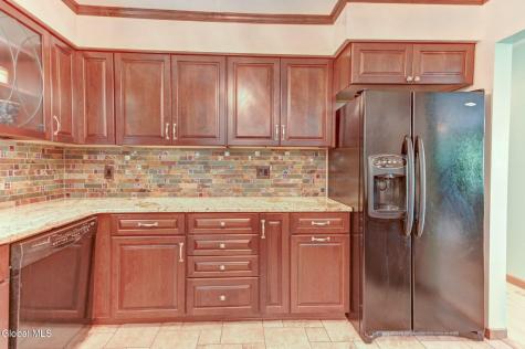 620 Michelle Way Schenectady NY 12304