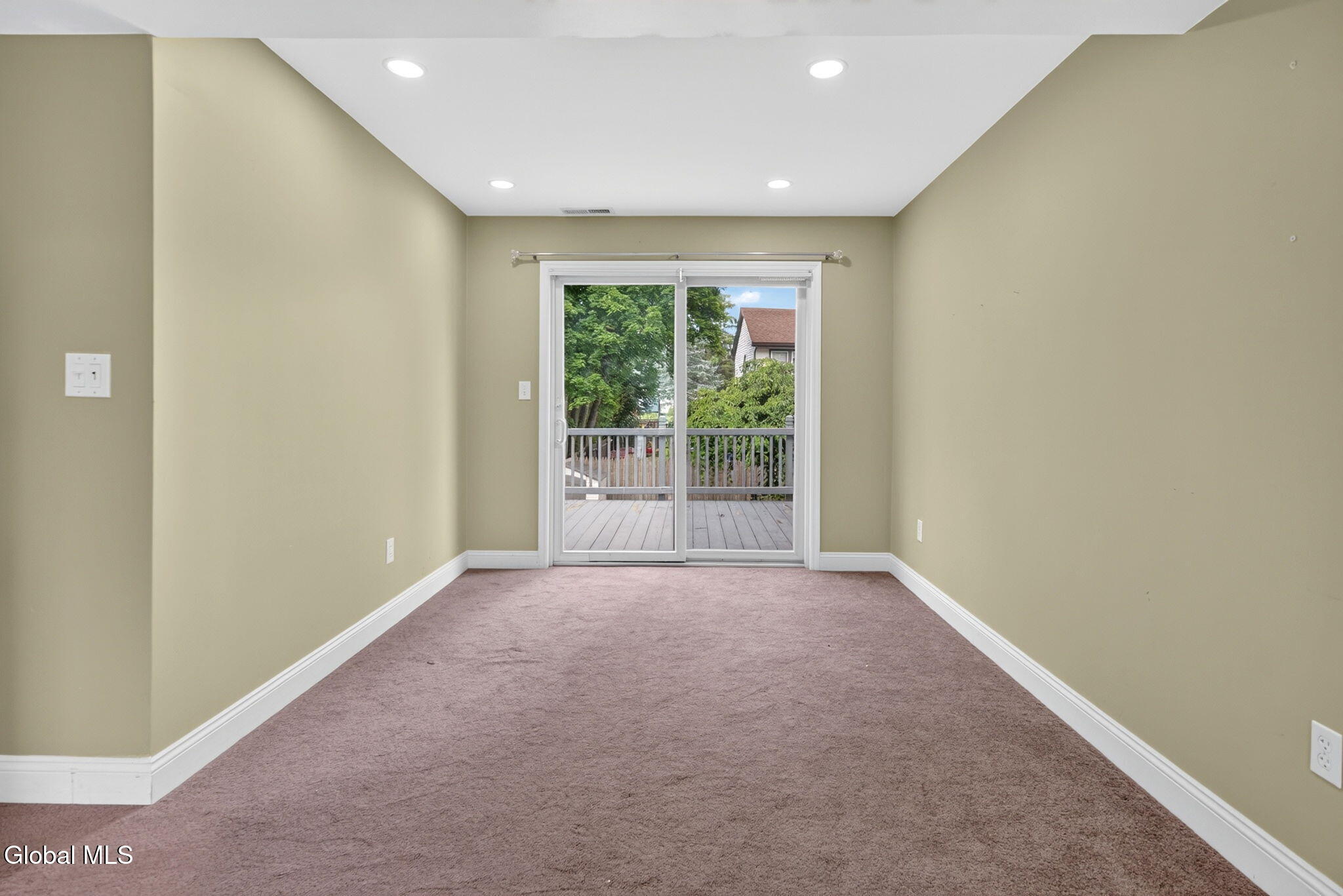 20 Delaware Avenue Rensselaer NY 12144