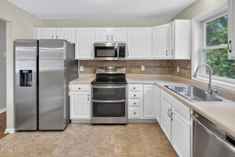 20 Delaware Avenue Rensselaer NY 12144