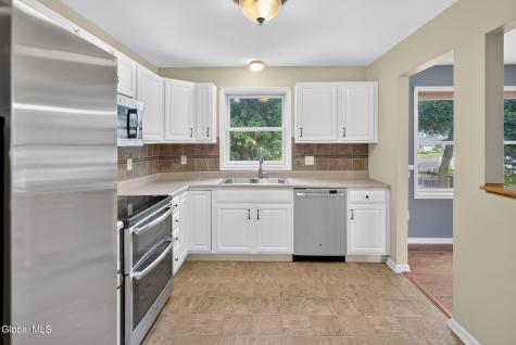 20 Delaware Avenue Rensselaer NY 12144