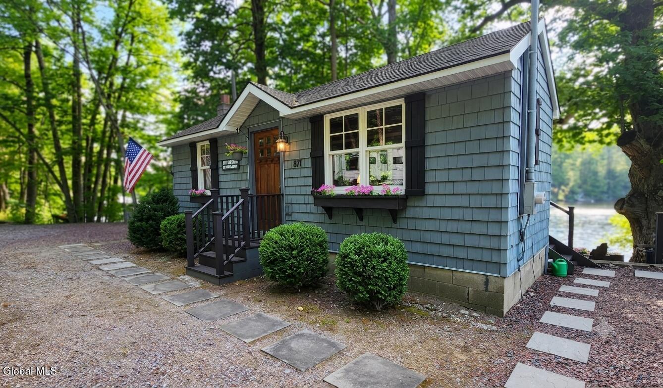 871 E River Drive Lake Luzerne NY 12846