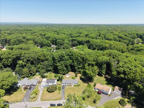 73 Saratoga Drive Glenville NY 12302