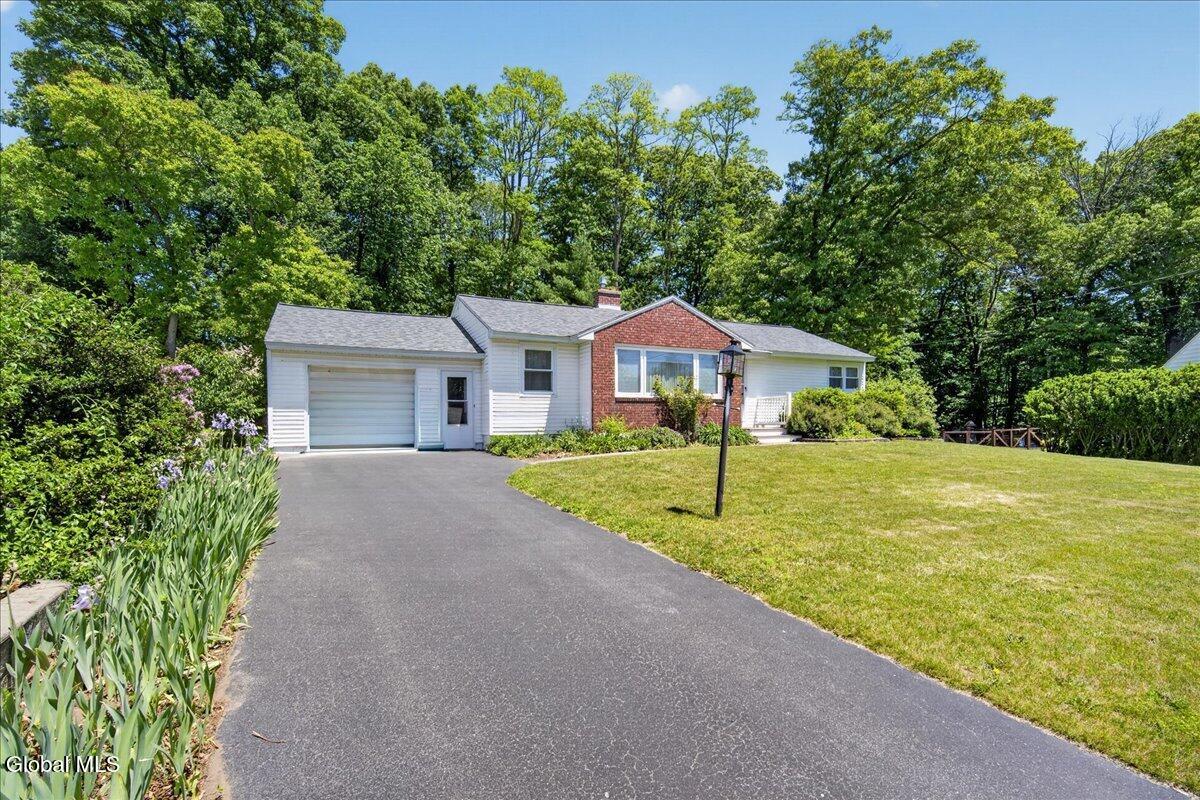 73 Saratoga Drive Glenville NY 12302
