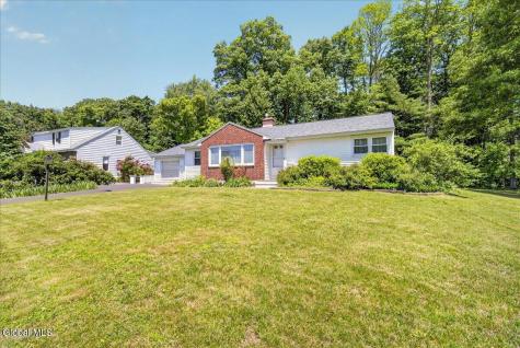 73 Saratoga Drive Glenville NY 12302