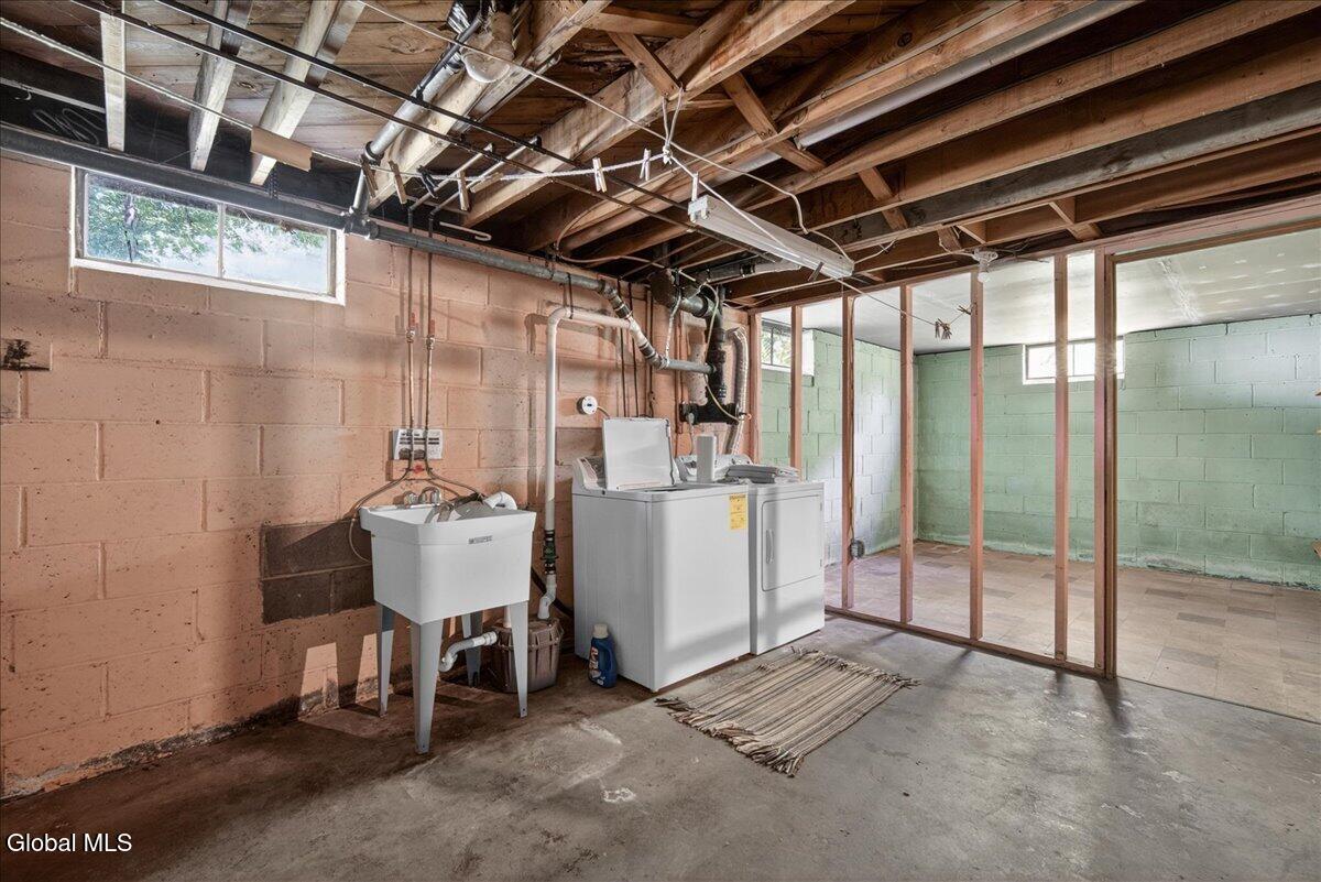 73 Saratoga Drive Glenville NY 12302
