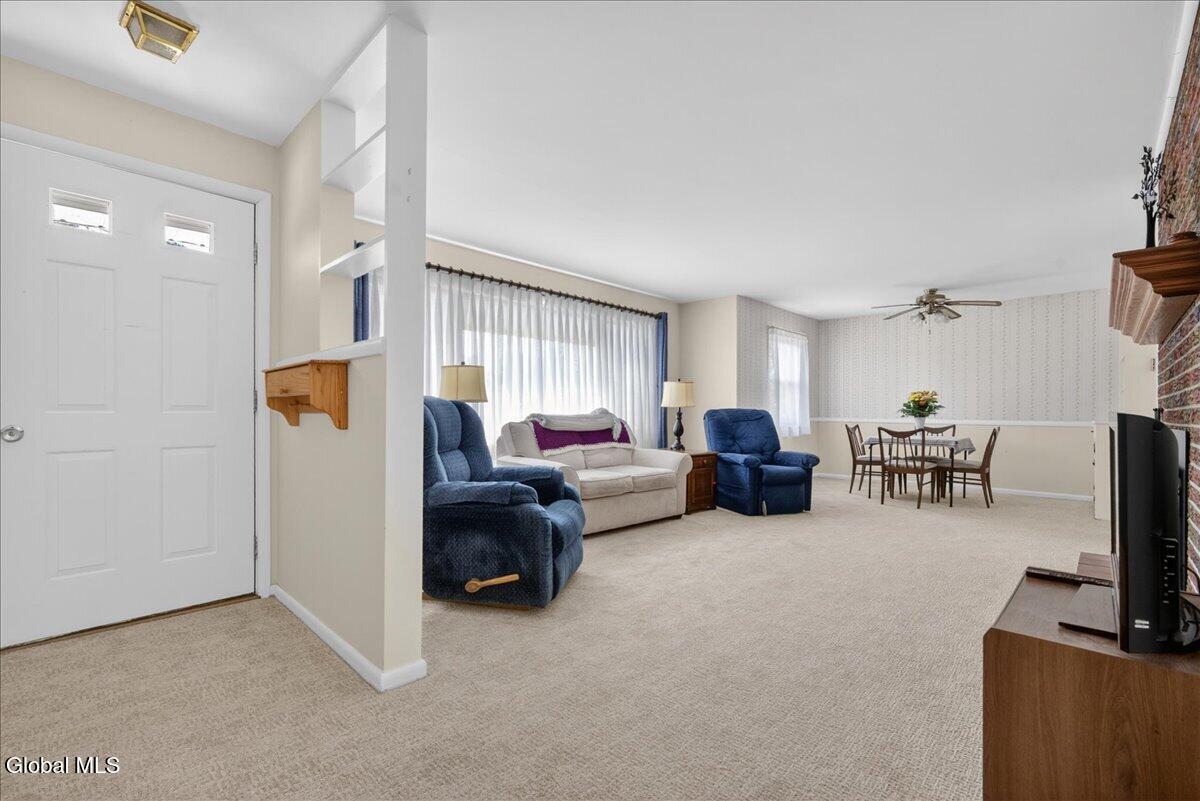 73 Saratoga Drive Glenville NY 12302