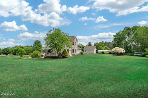 672 Lakeview Road Broadalbin NY 12025