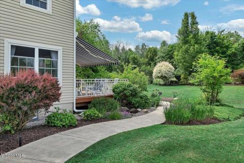 672 Lakeview Road Broadalbin NY 12025