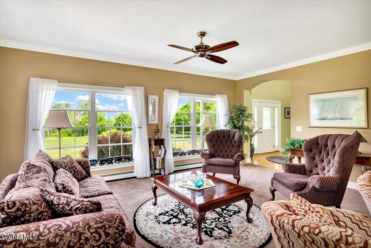 672 Lakeview Road Broadalbin NY 12025