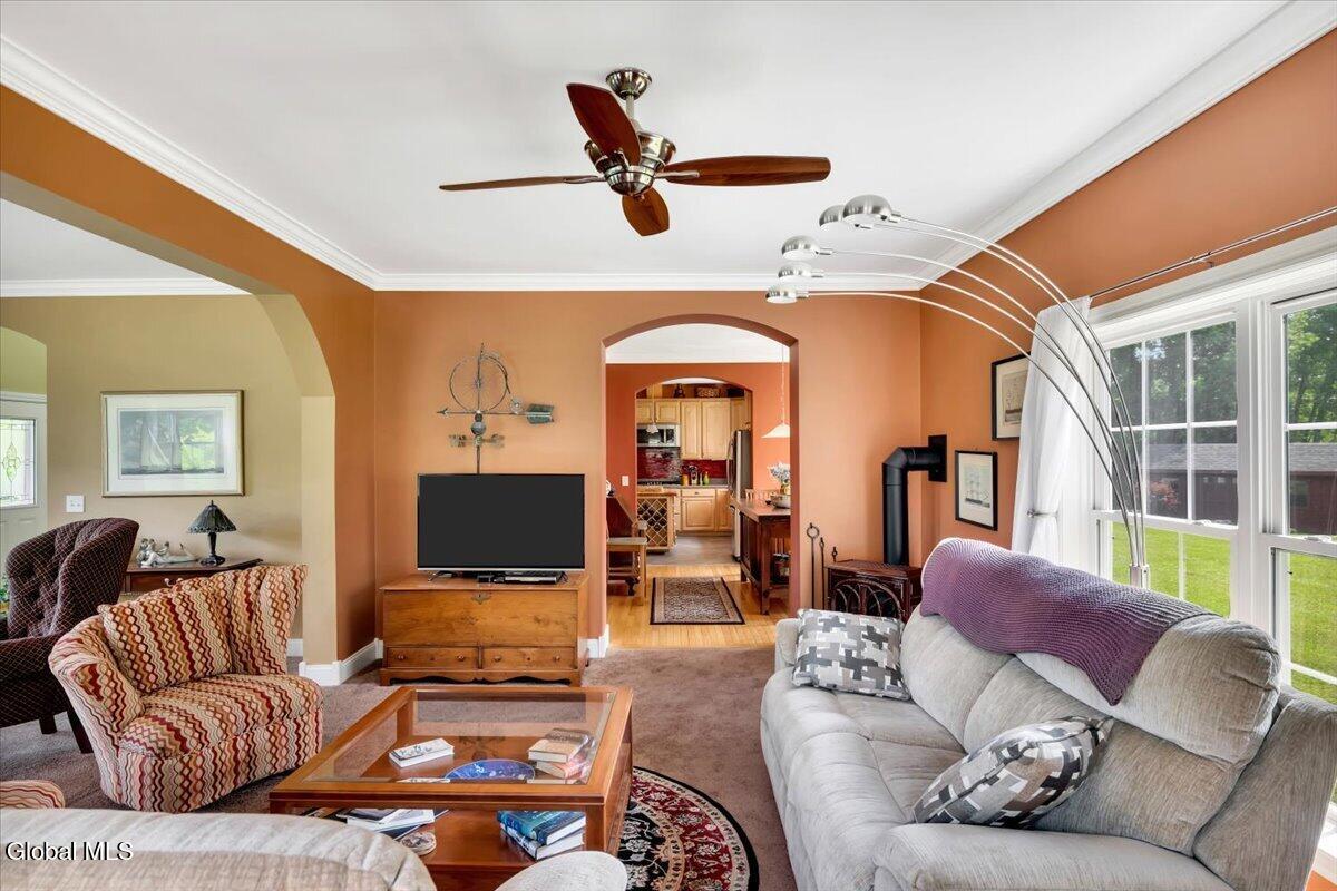 672 Lakeview Road Broadalbin NY 12025