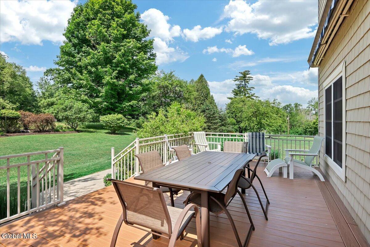 672 Lakeview Road Broadalbin NY 12025