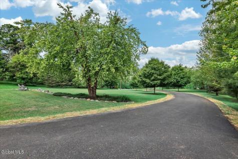 672 Lakeview Road Broadalbin NY 12025