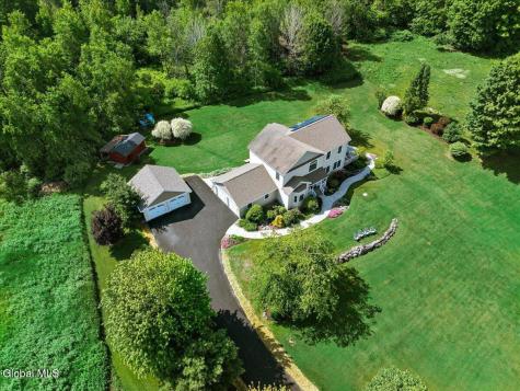 672 Lakeview Road Broadalbin NY 12025