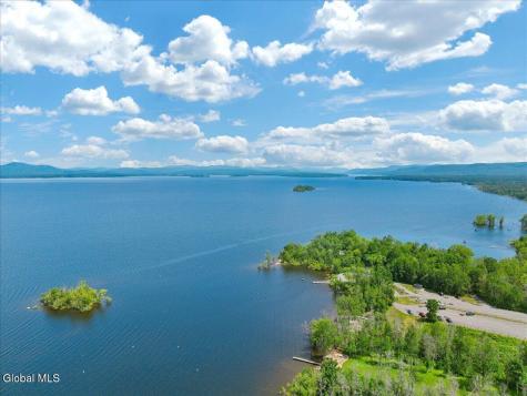 672 Lakeview Road Broadalbin NY 12025