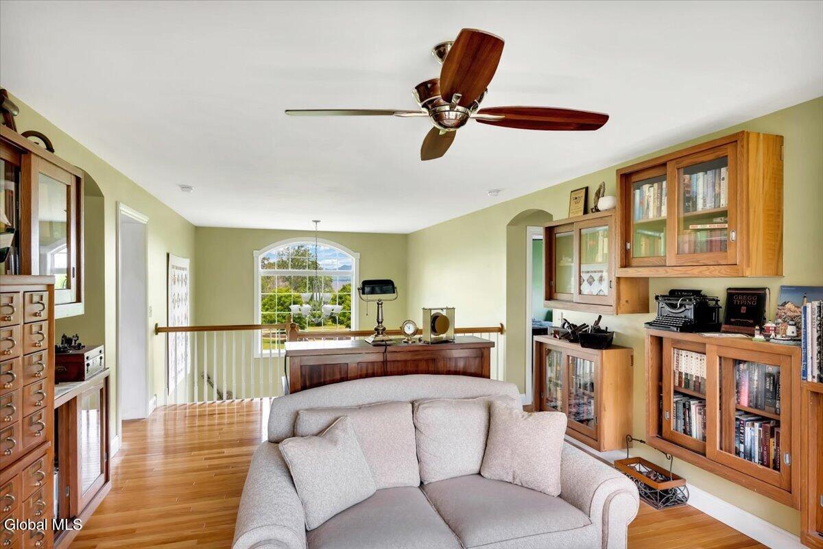 672 Lakeview Road Broadalbin NY 12025