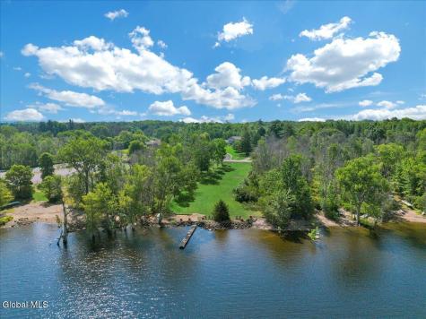 672 Lakeview Road Broadalbin NY 12025