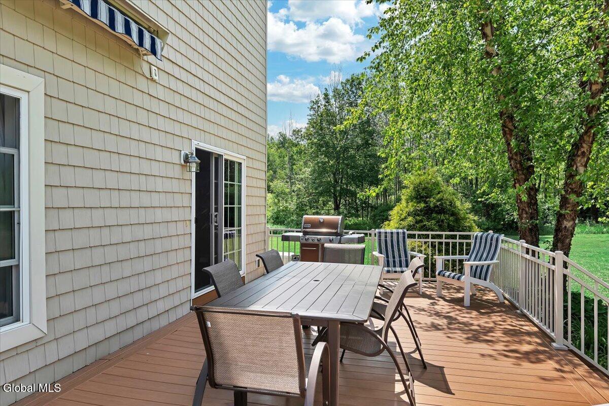 672 Lakeview Road Broadalbin NY 12025