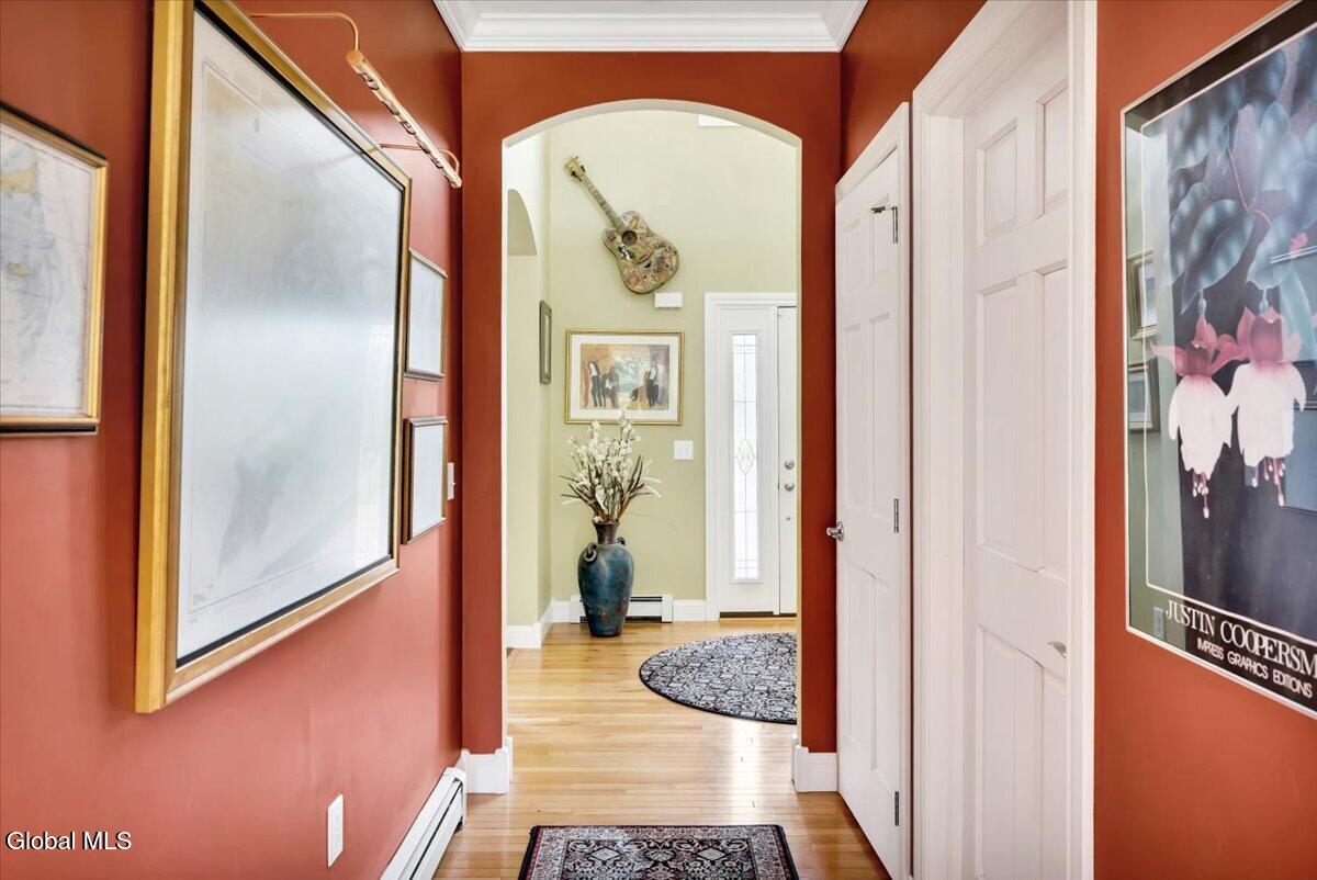 672 Lakeview Road Broadalbin NY 12025