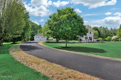 672 Lakeview Road Broadalbin NY 12025