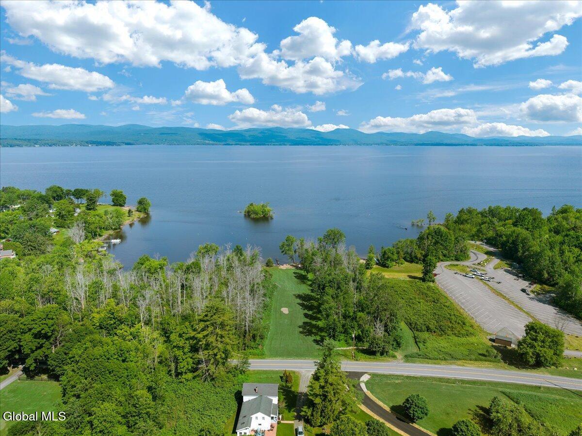 672 Lakeview Road Broadalbin NY 12025
