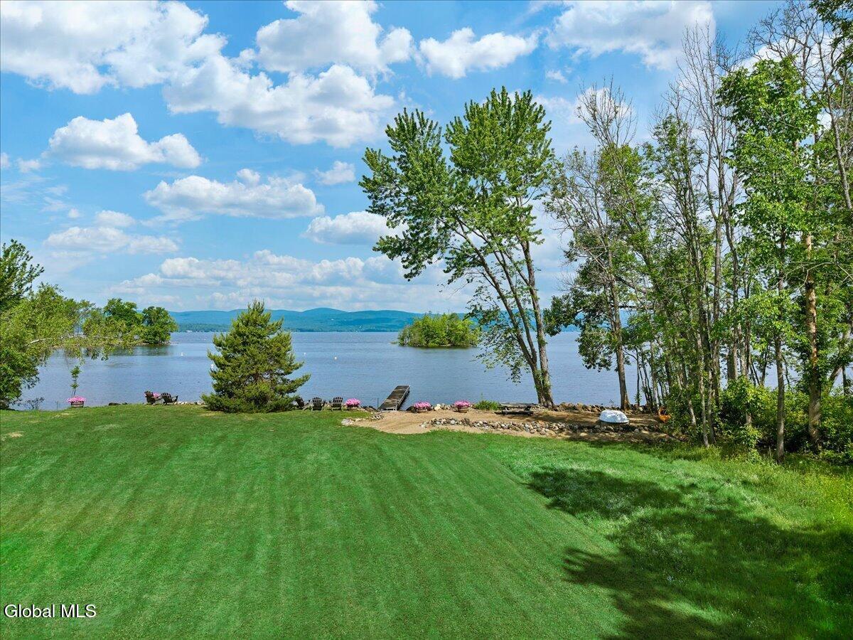672 Lakeview Road Broadalbin NY 12025