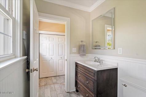 718 Riverside Avenue Scotia NY 12302