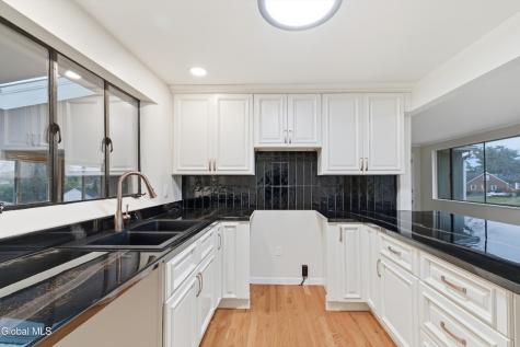 1005 Brunswick Place Schenectady NY 12303