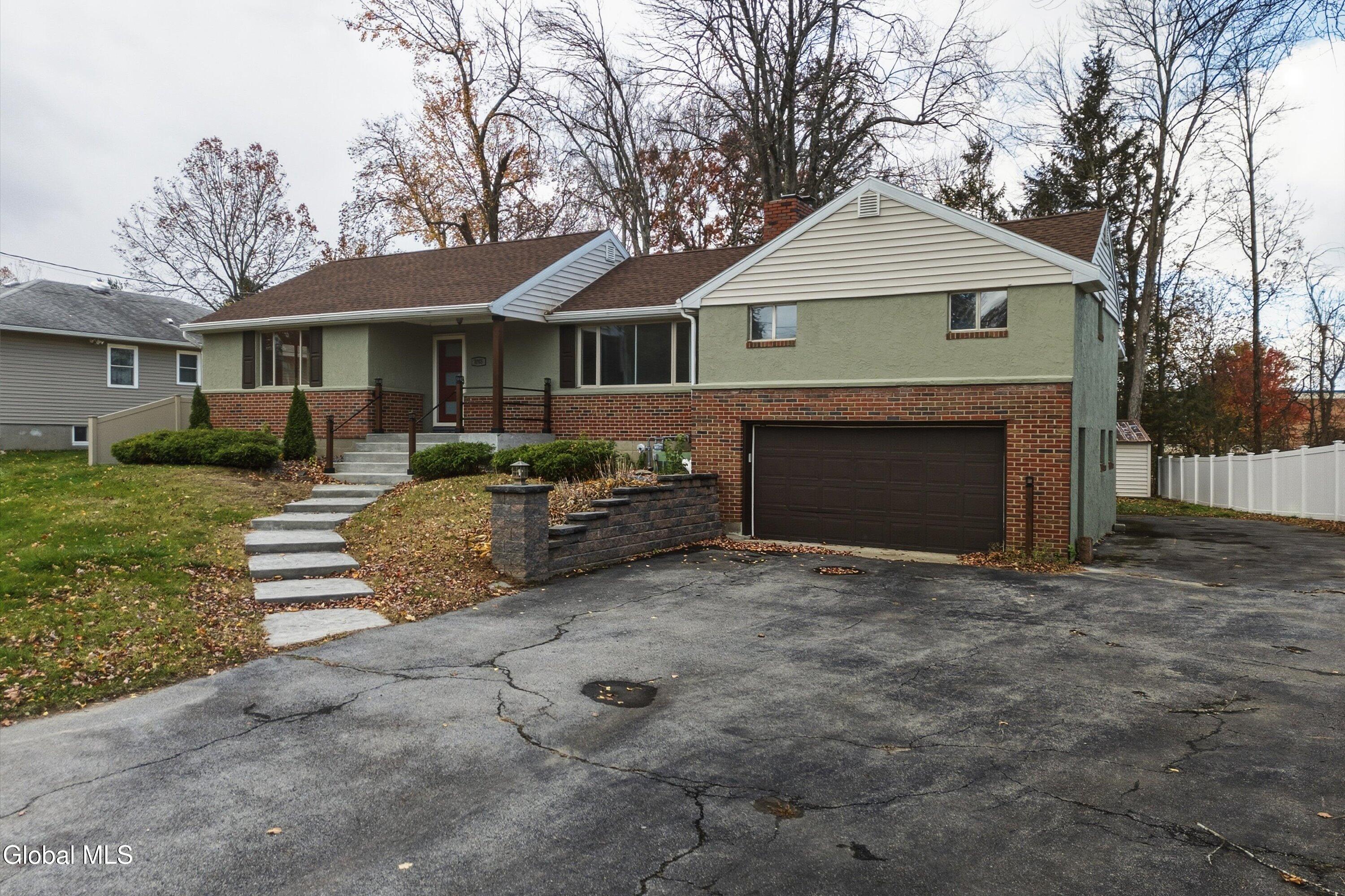 1005 Brunswick Place Schenectady NY 12303