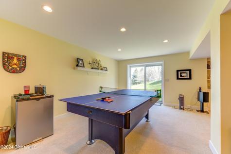 6 Meridian Court Mechanicville NY 12118