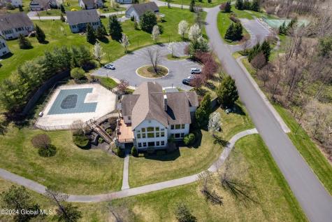 6 Meridian Court Mechanicville NY 12118