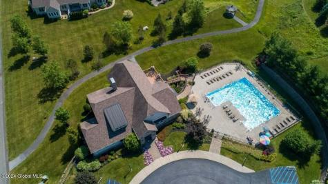 6 Meridian Court Mechanicville NY 12118